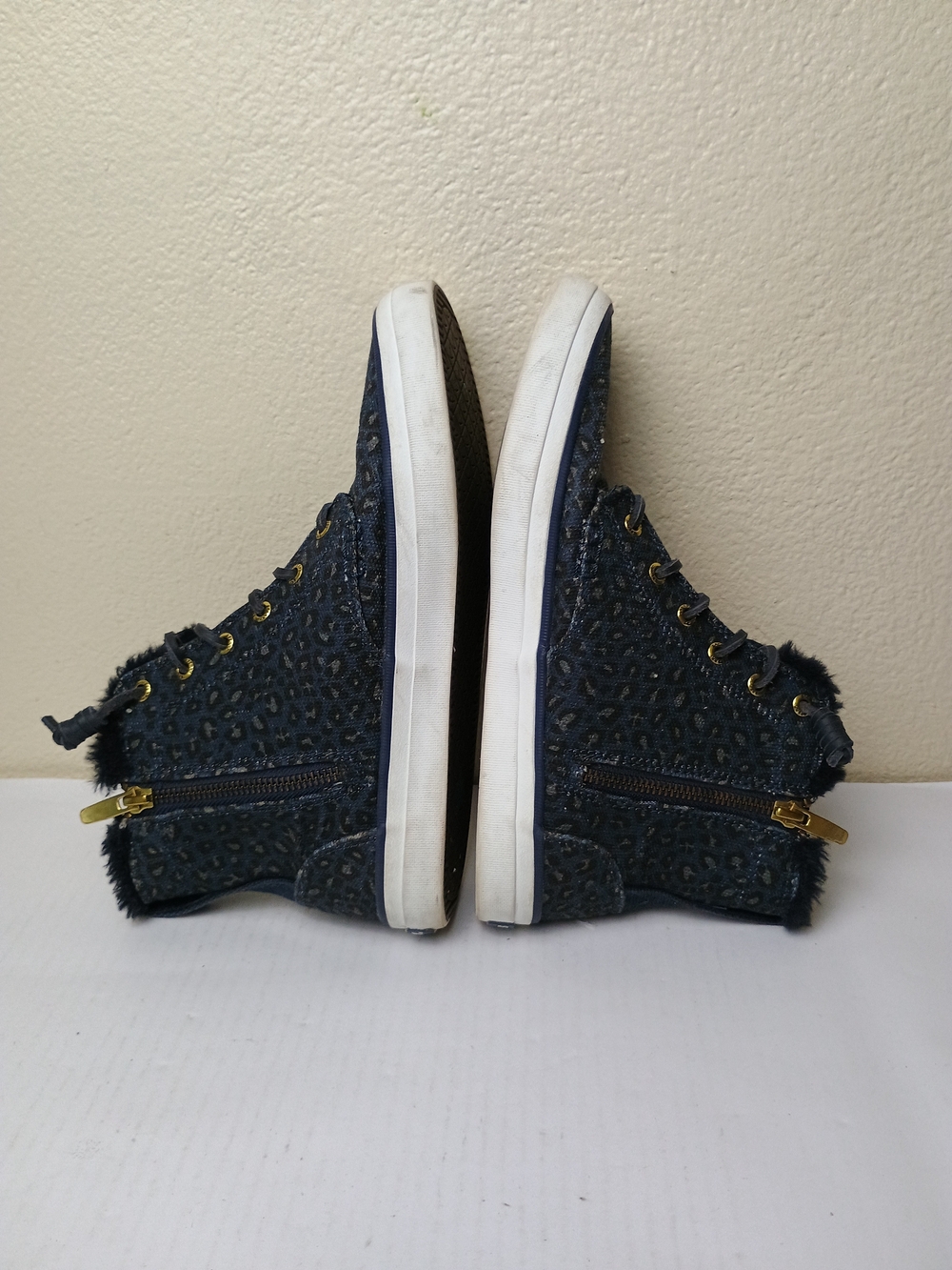 Sperry Top-Sider Crest 8.5M Blue Gold Leopard-Print Faux Fur High-Top Sneakers - Picture 4 of 14